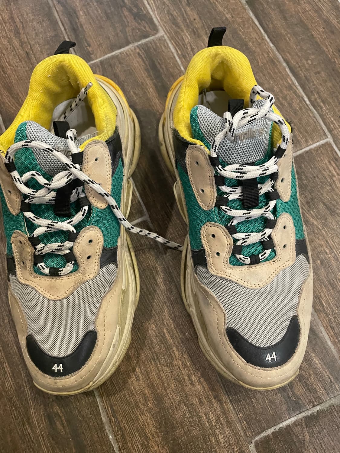 발렌시아가 44사이즈  상품이미지1