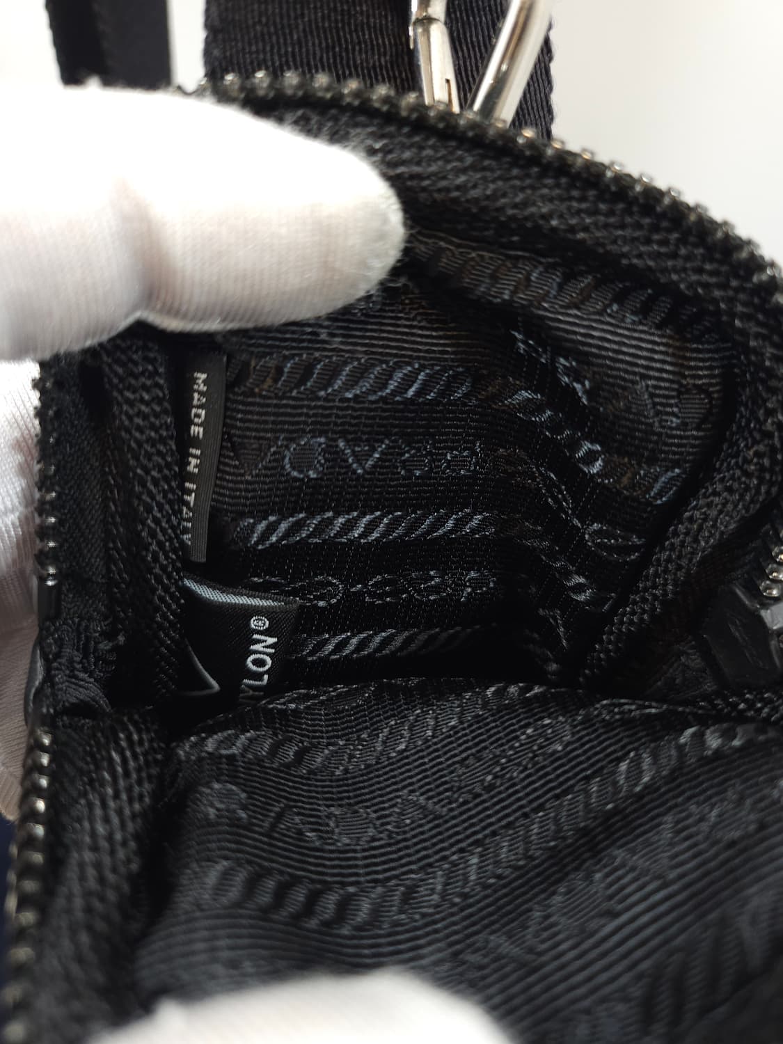 [정품] 프라다 리나일론 크로스백 2vh113 상품이미지9