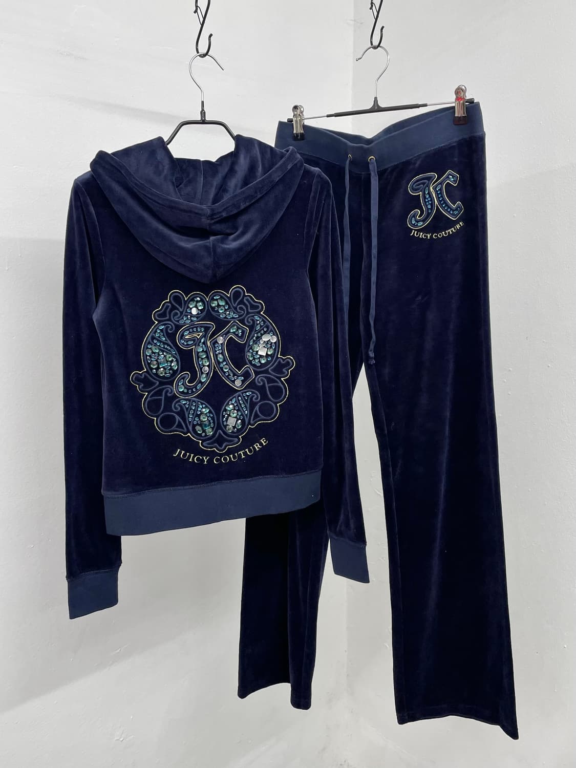 쥬시꾸뛰르 네이비 쥬얼 벨벳 셋업  상품이미지1