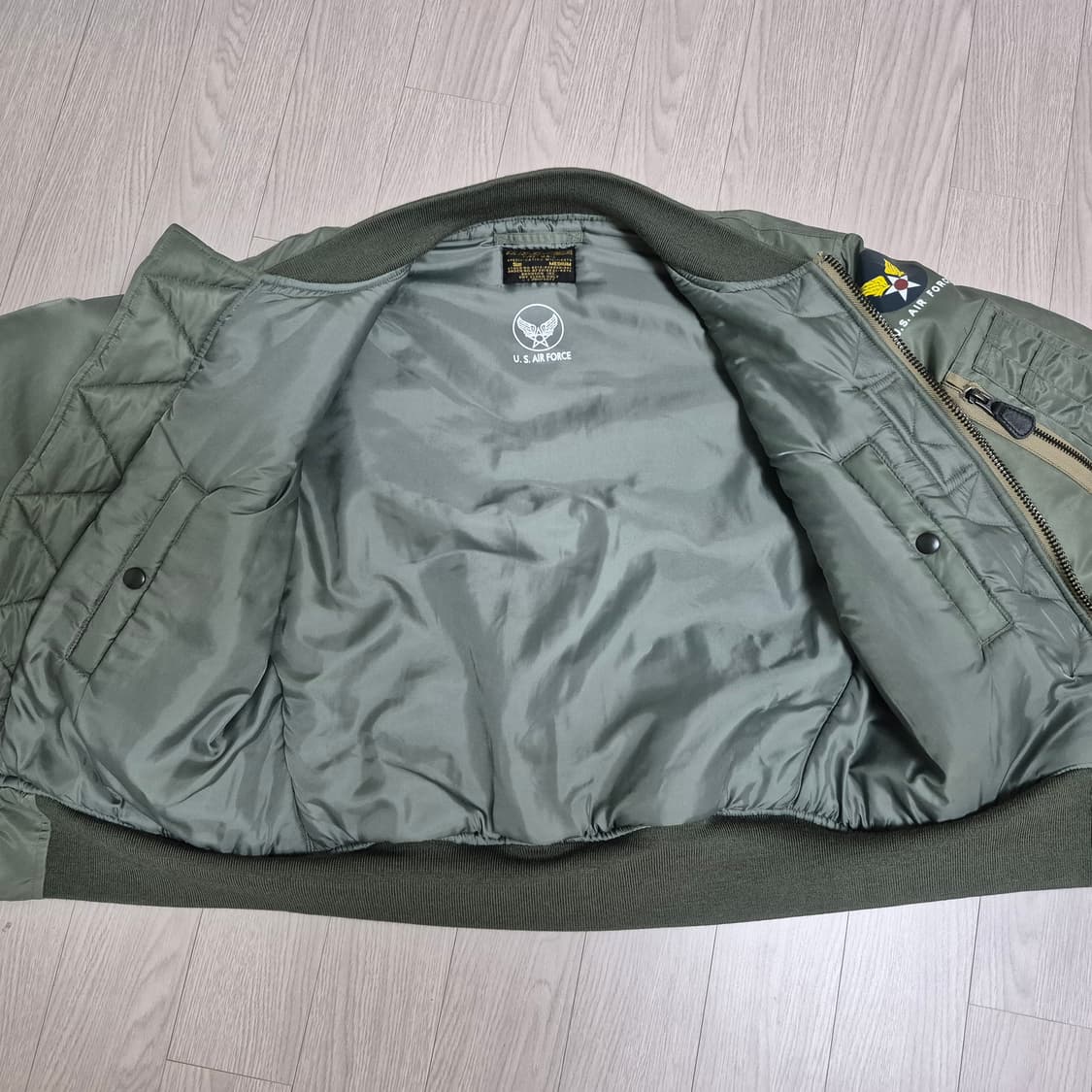 브론슨 ma-1 m사이즈 판매합니다.(중국버전) 상품이미지2