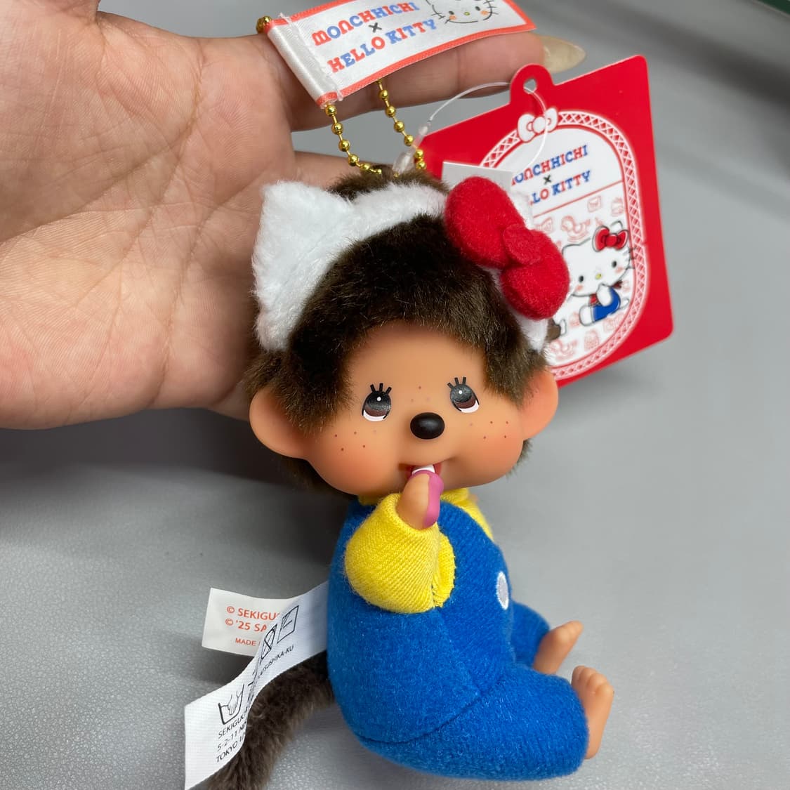 몬치치 X 헬로키티 콜라보 인형 키링 상품이미지2