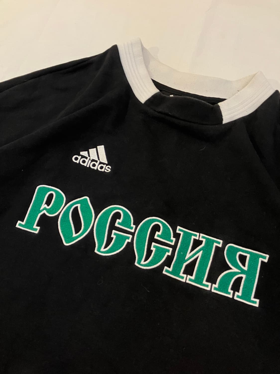 18FW 아디다스 X 고샤 맨투맨 스웻셔츠 블랙 상품이미지2