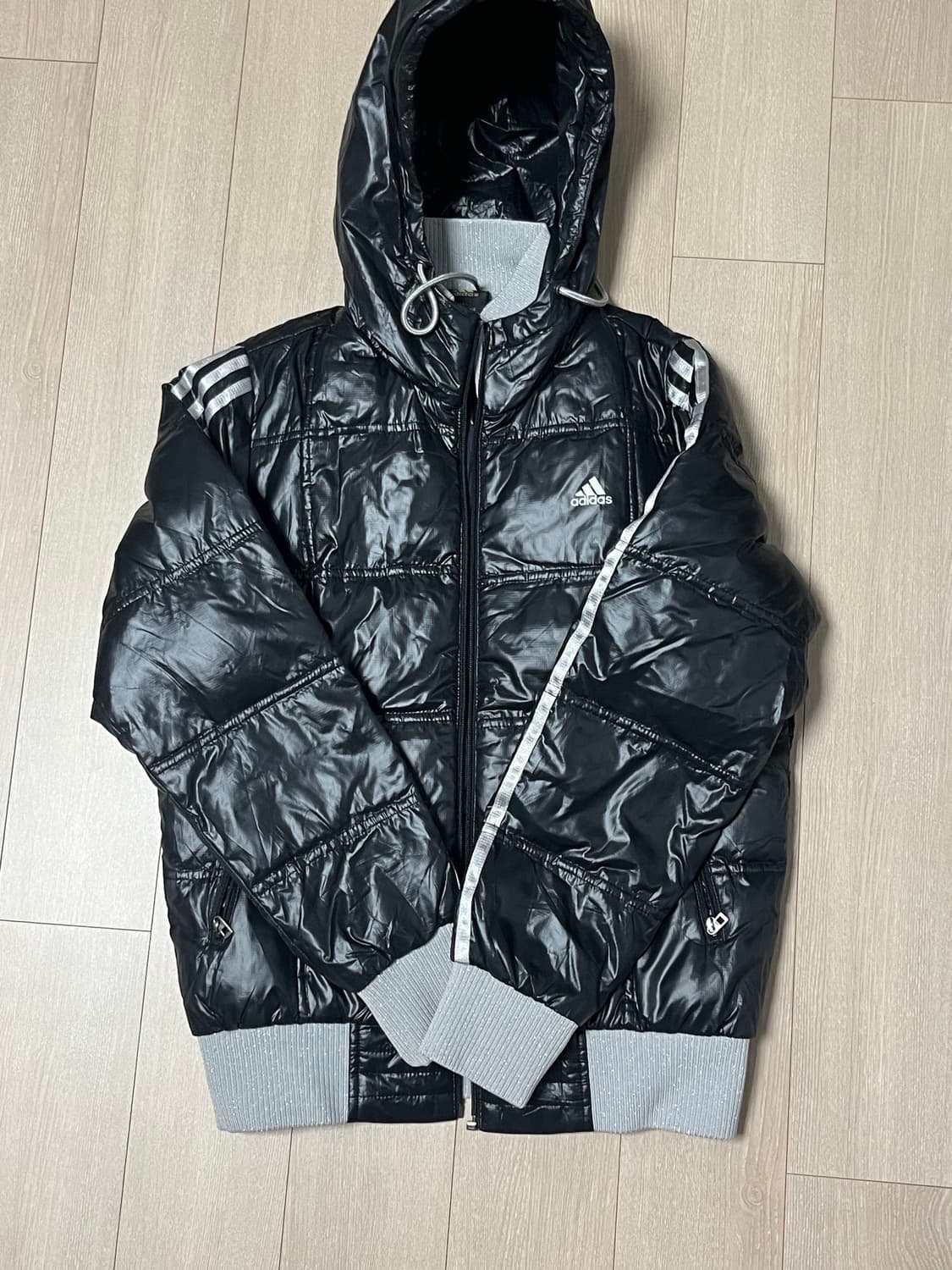 아디다스 빈티지 크롭 패딩 상품이미지1