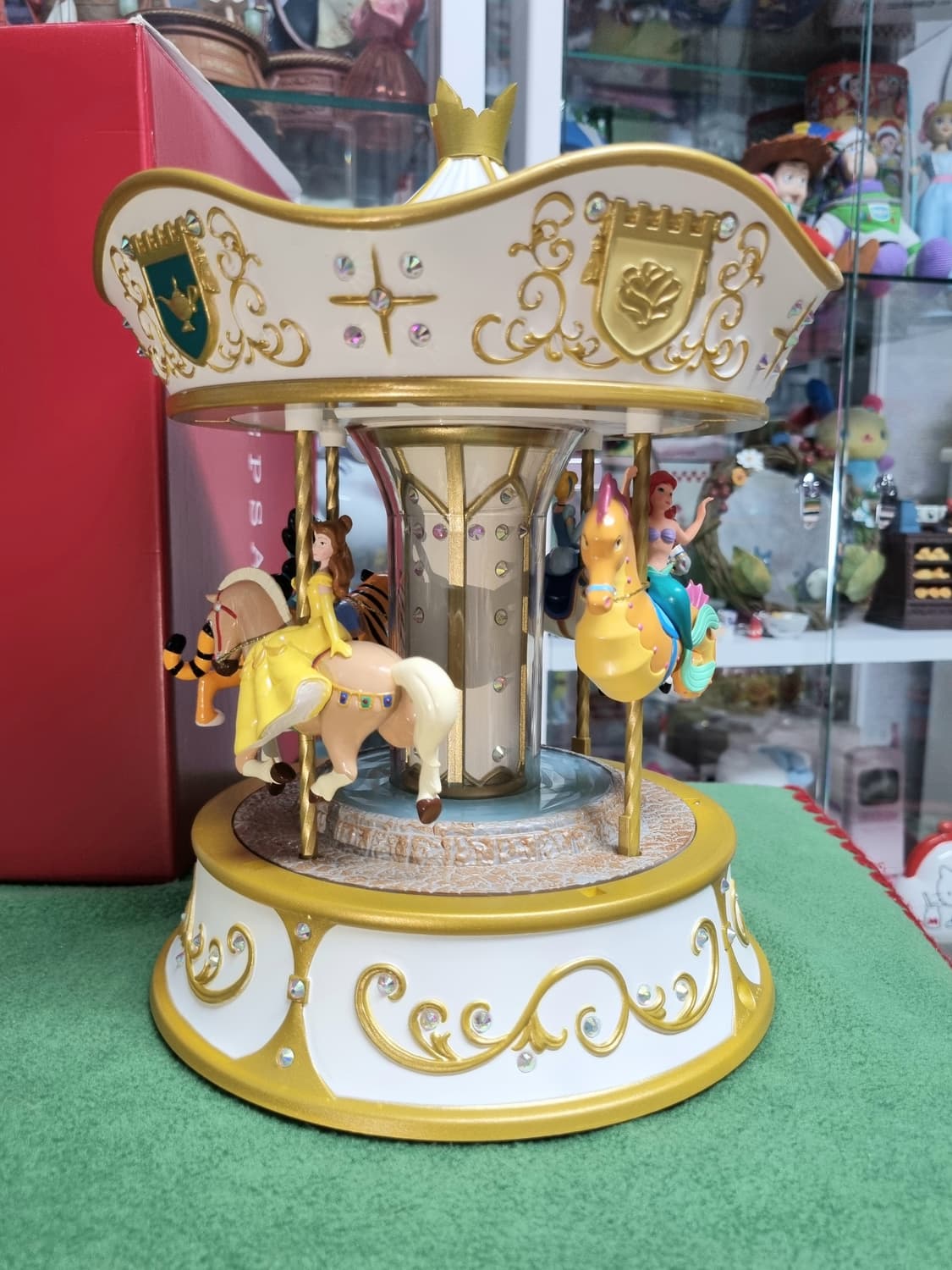 홀마크 디즈니 프린세스 회전목마 오르골 상품이미지1
