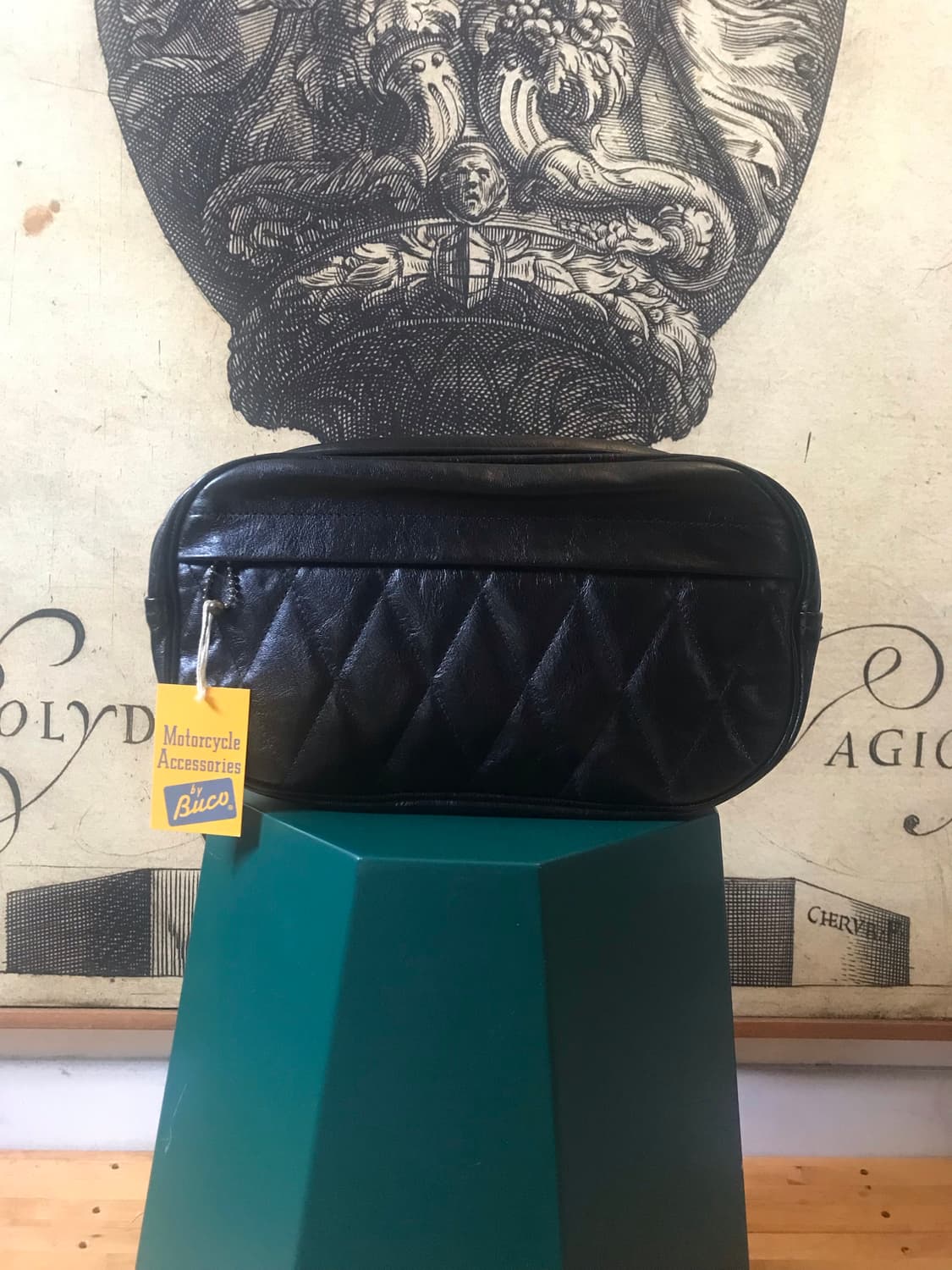 BUCO 다이아몬드 퀼팅 SLING BAG 상품이미지3