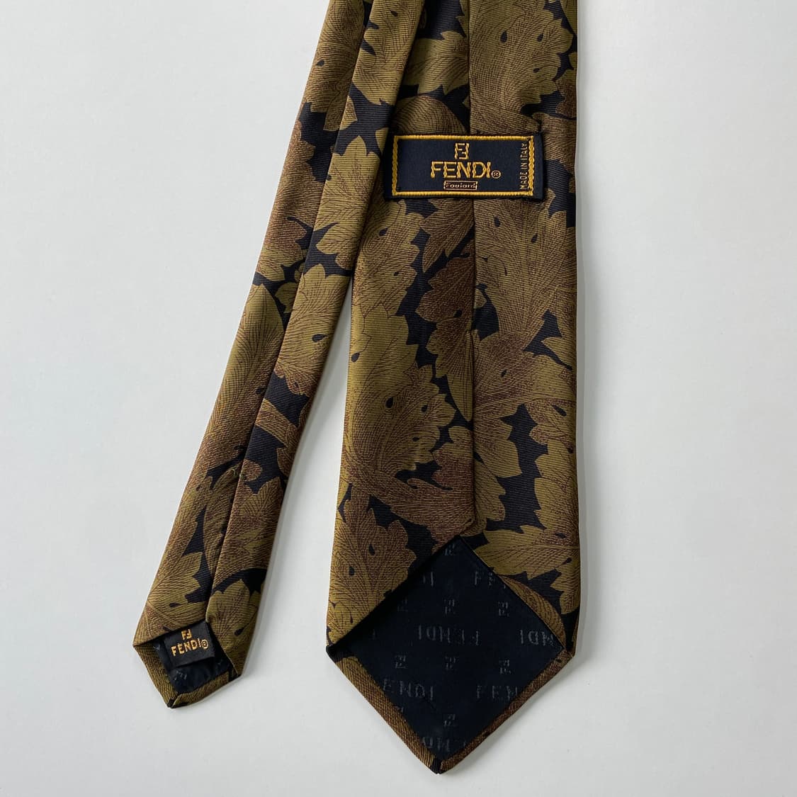 펜디 (FENDI) 명품 정품 넥타이 상품이미지3