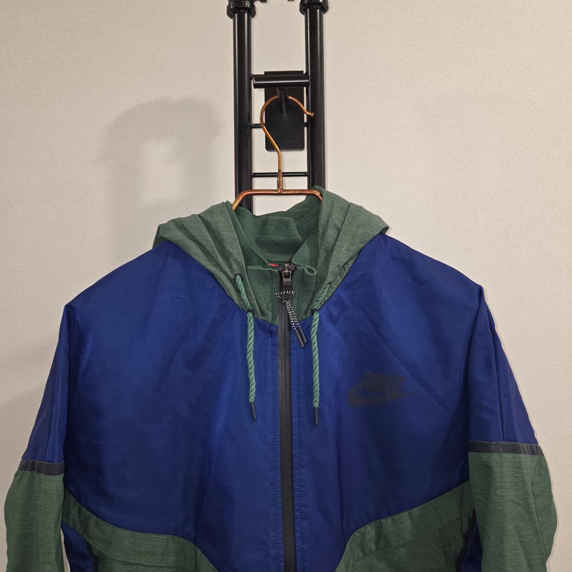 나이키 우먼 바람막이  상품이미지2