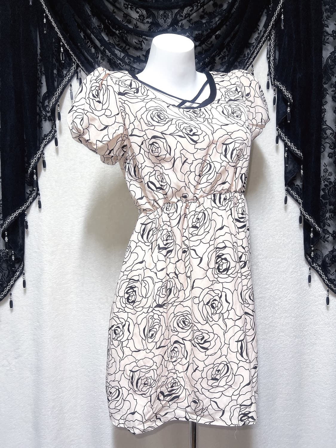 로맨틱 히메갸루 로걀 로즈패턴 퍼프숄더 원피스 드레스 핀터 라떼 러블리 상품이미지2