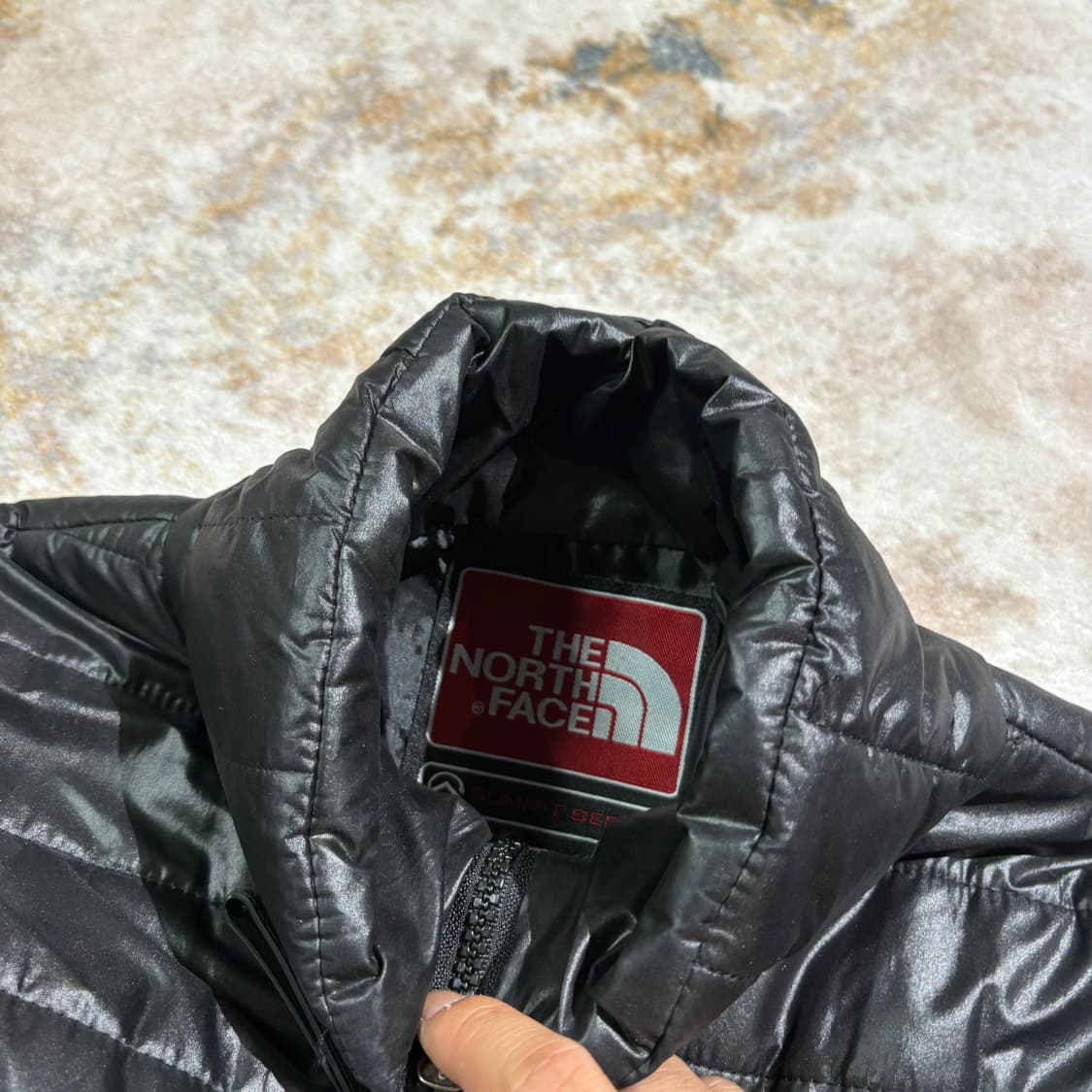 노스페이스 빈티지 유광 경량패딩 상품이미지5