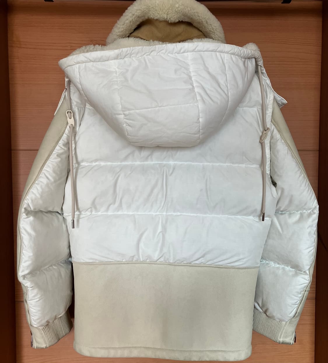 알렉산더 맥퀸 무스탕 패딩 상품이미지3