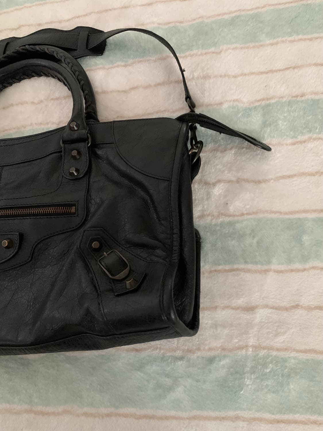 발렌시아가 모터백 블랙 시티백 라지 올블랙 상품이미지3