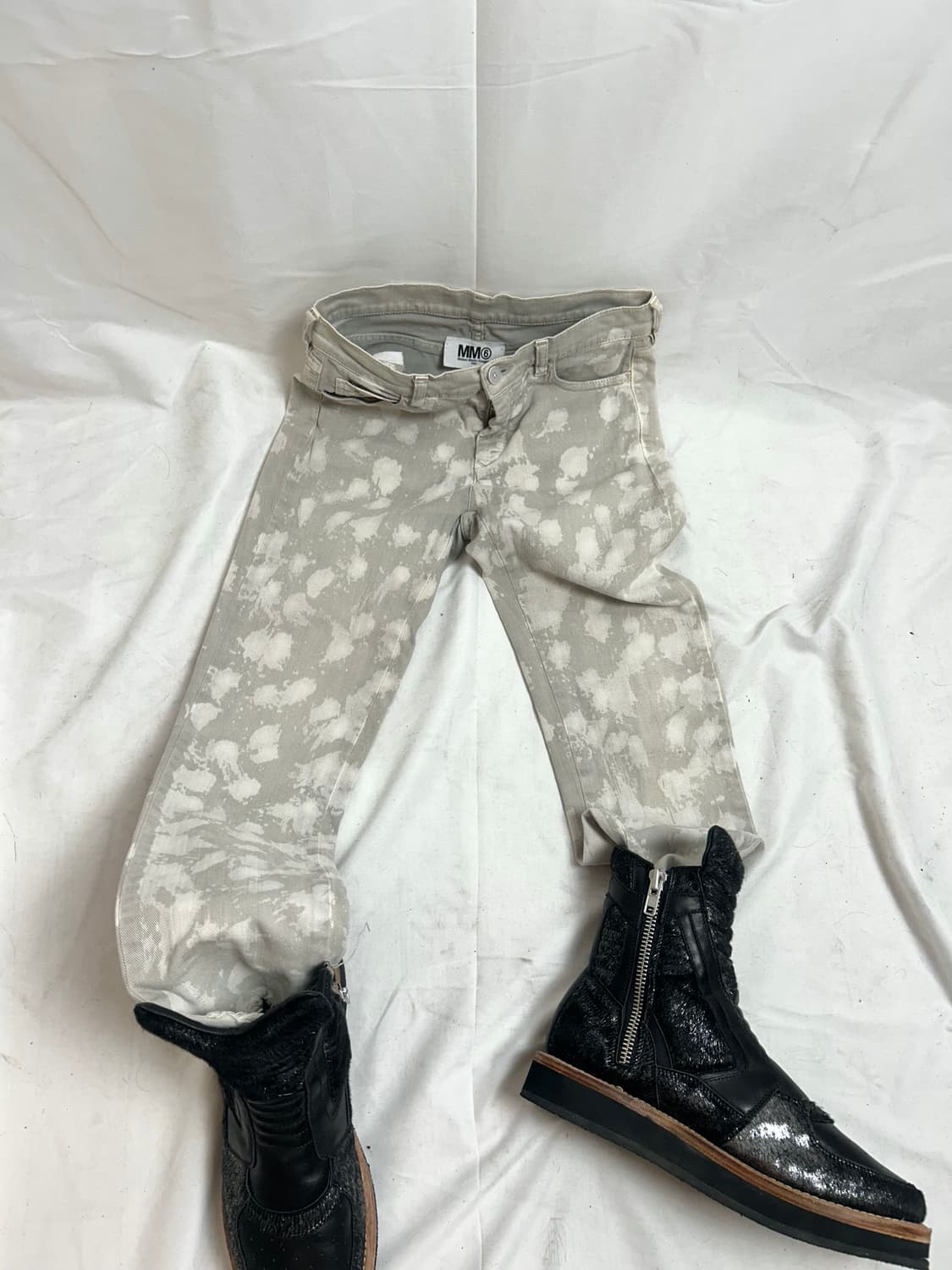Maison Margiela MM6 애시드 컷오프 슬림 팬츠 상품이미지2