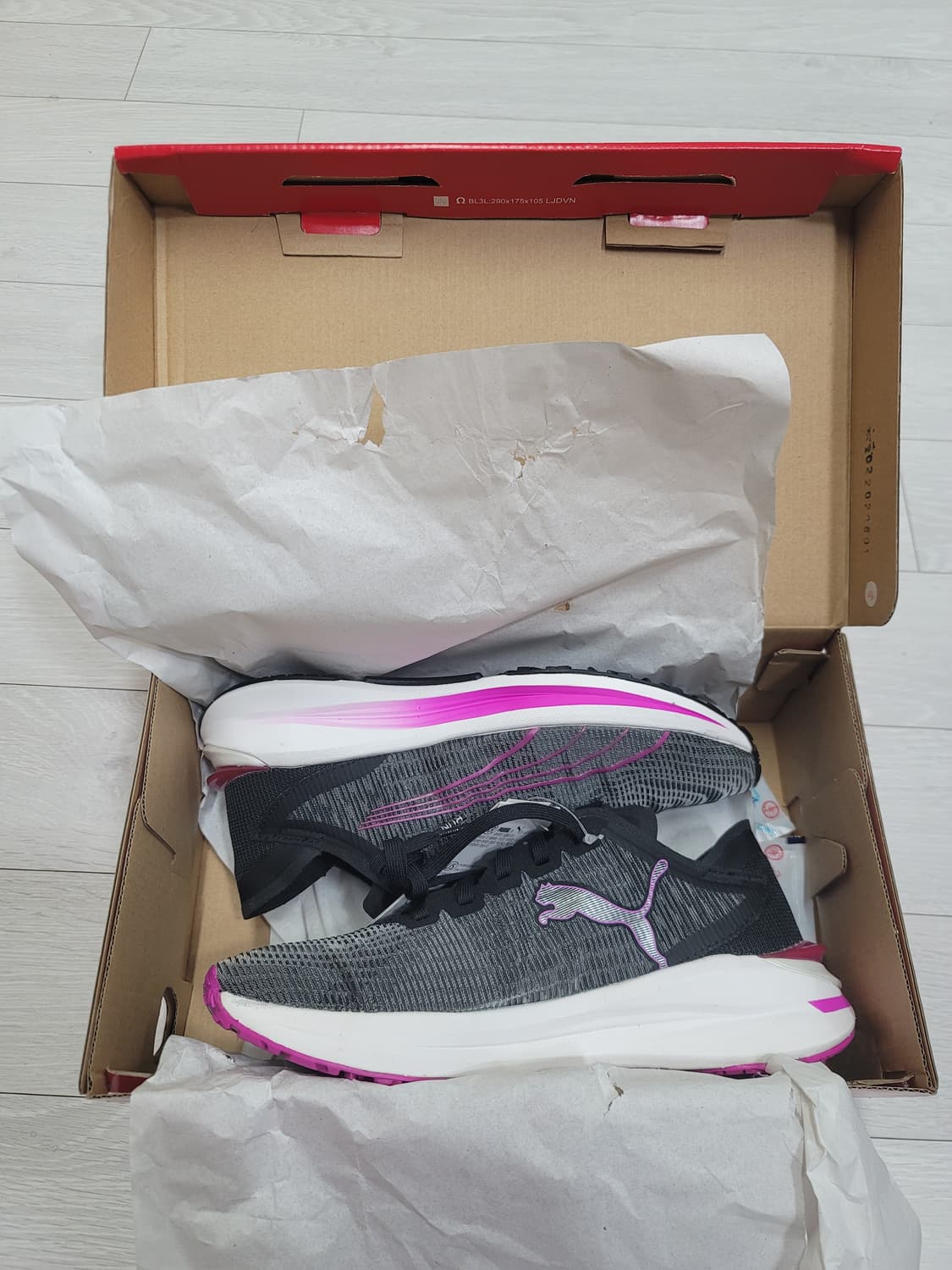 (220)푸마 런닝화 일렉트리파이 나이트로 우먼스[대전 직거래도 가능] 상품이미지2