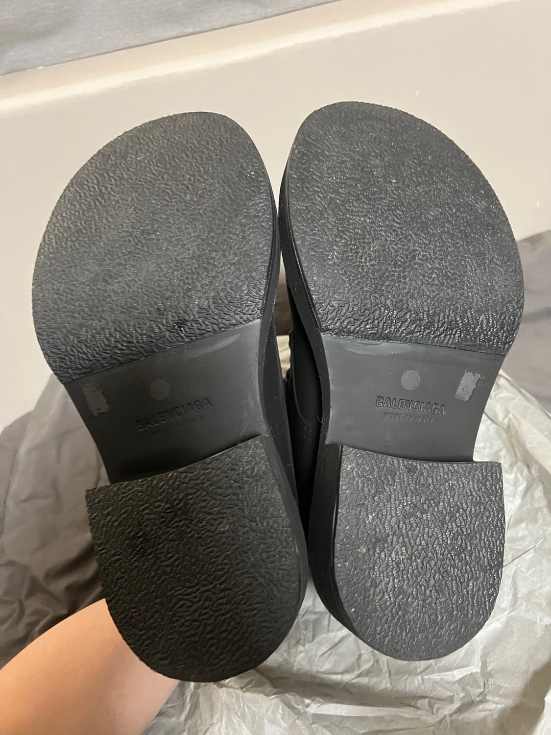 (밑창보강 1회착) 발렌시아가 스테로이드 더비 블랙 40사이즈 상품이미지4