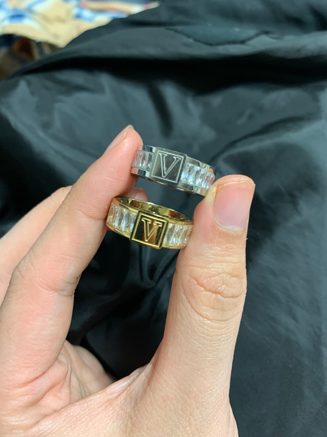 V로고 영롱반지 (개당가격) 상품이미지1