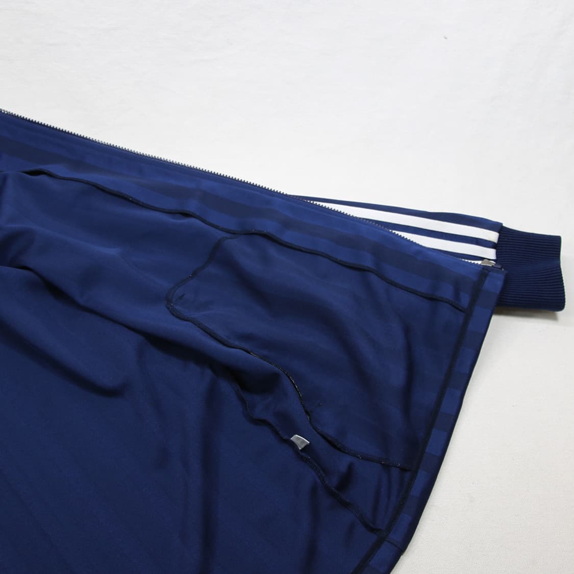 (착용컷) 아디다스 올드스쿨 트랙 자켓 (남성용 105) 상품이미지9