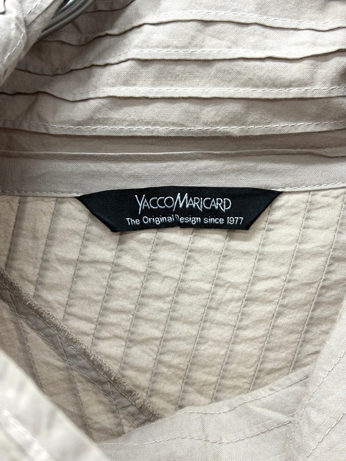 Yacco Maricard 베이지 퀼팅 텍스처 롱코트 상품이미지5