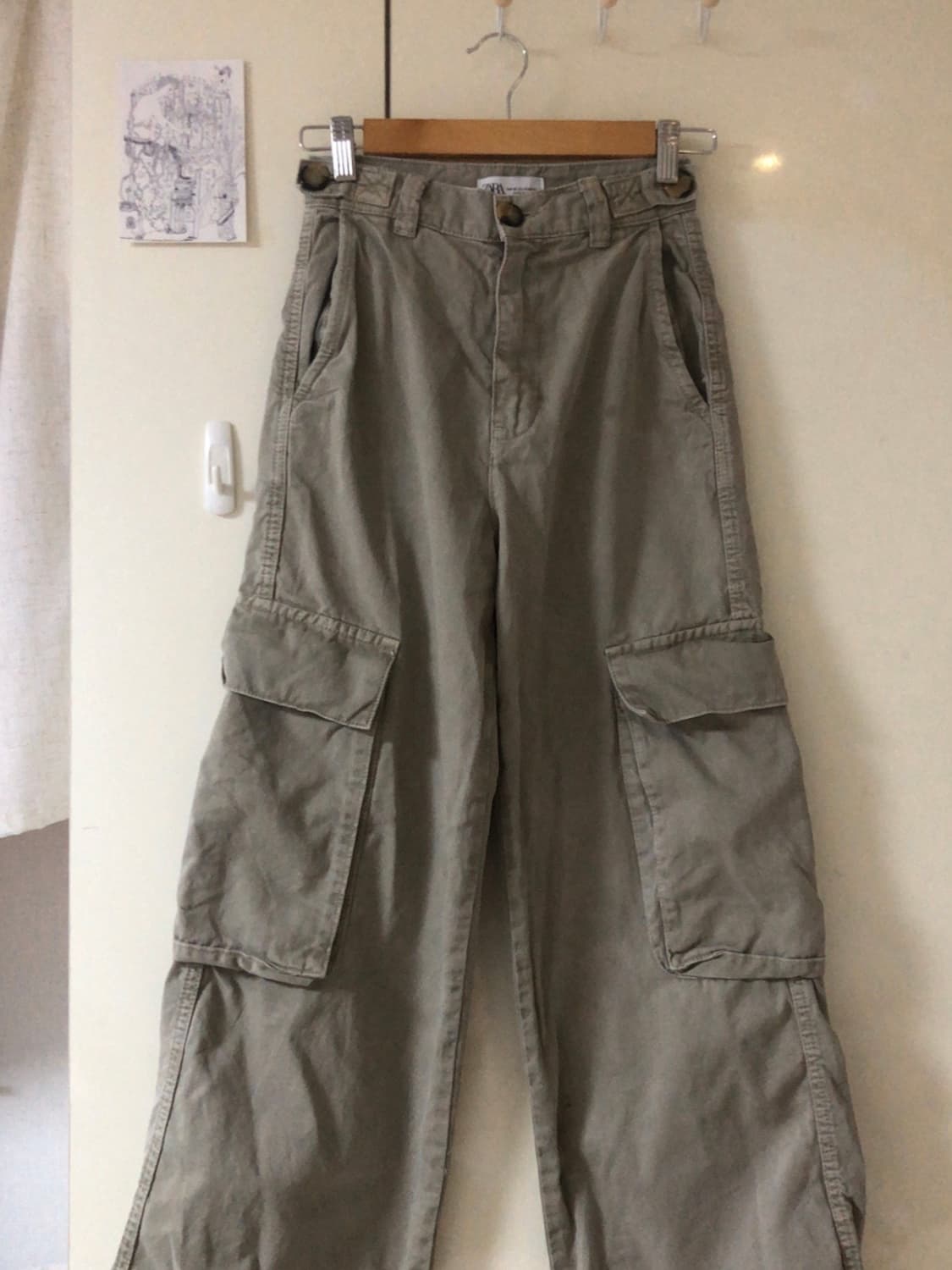 ZARA 베이지 카고 팬츠 상품이미지1
