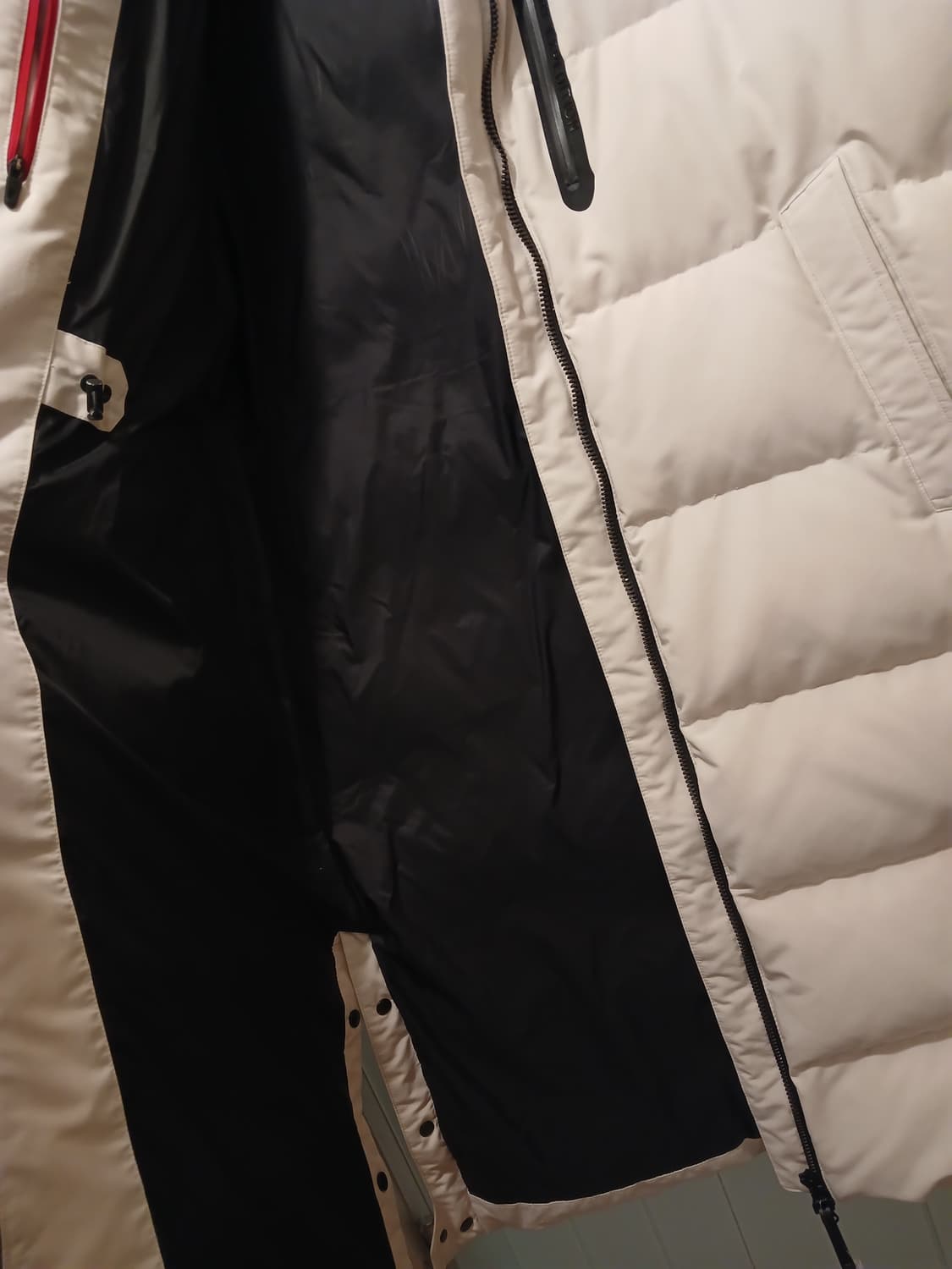 디스커버리 정품 여성 롱패딩 100 사이즈 상품이미지3