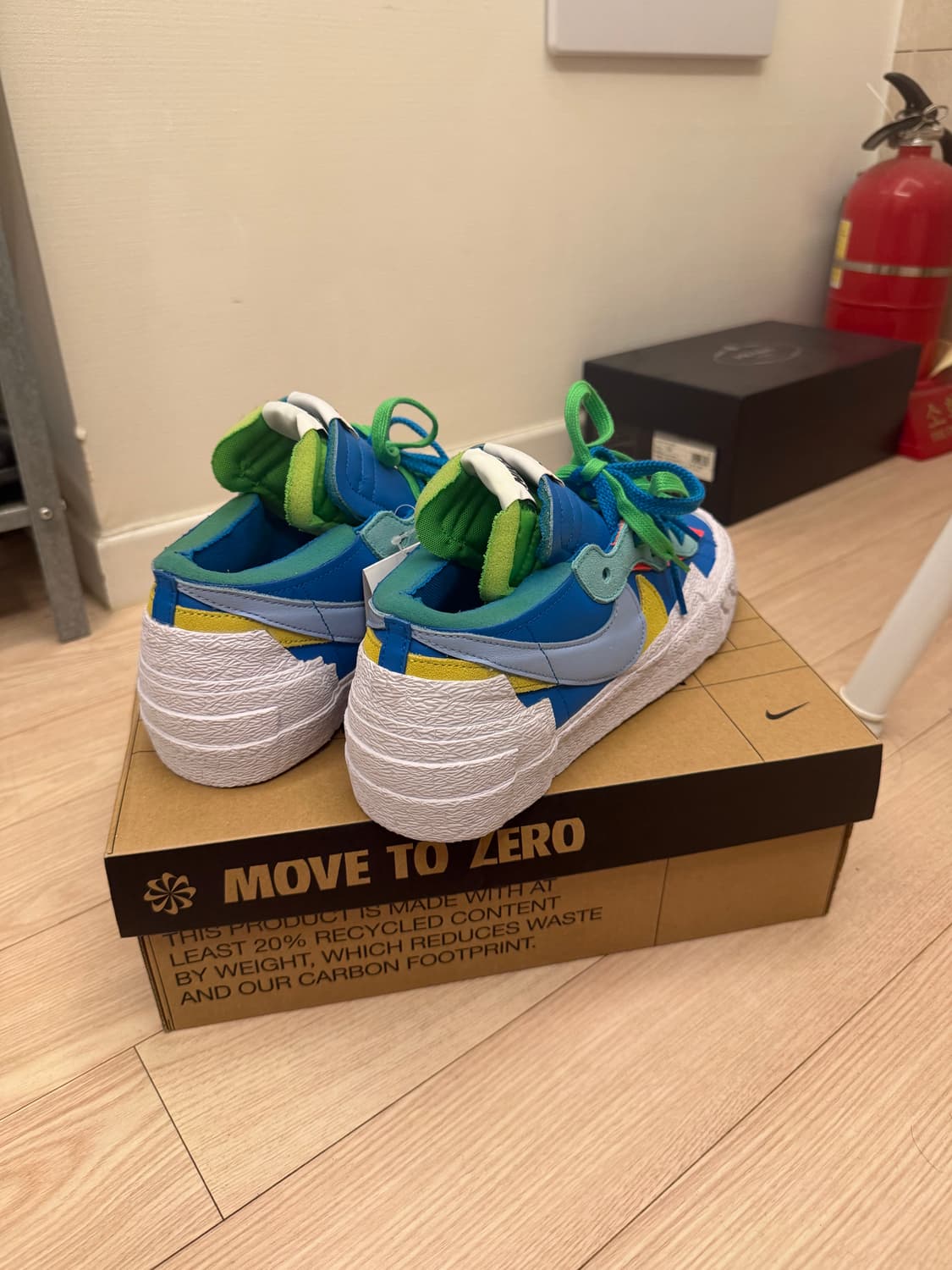 나이키 사카이 카우스 블레이저 로우 상품이미지3