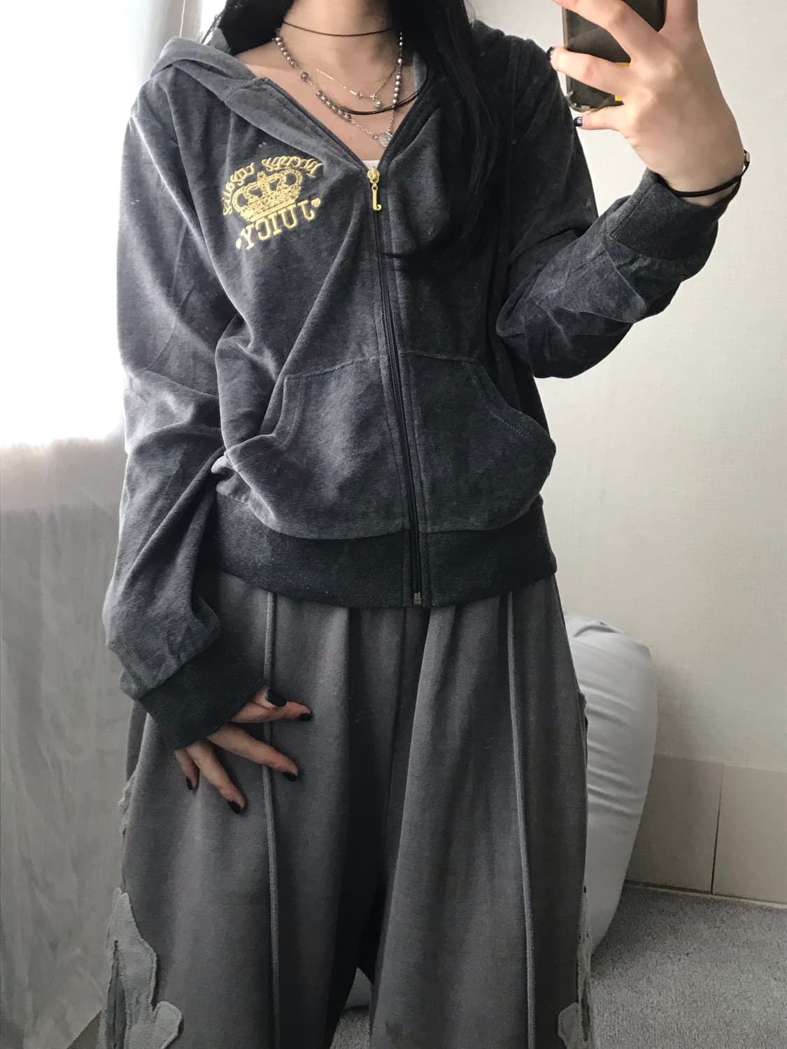 쥬씨꾸뛰르 그레이 벨벳 후드집업 상품이미지2