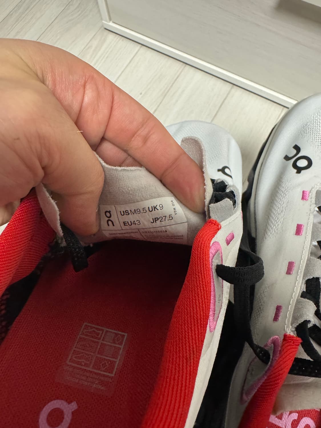 온러닝 클라우드몬스터 하이퍼 1회착용 상품이미지4