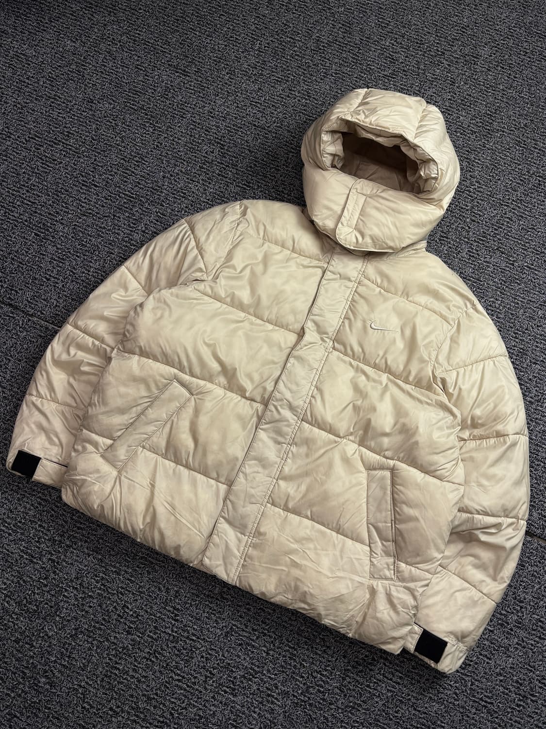 나이키 신형 써마핏 푸퍼 패딩 자켓 크림 1897 상품이미지1