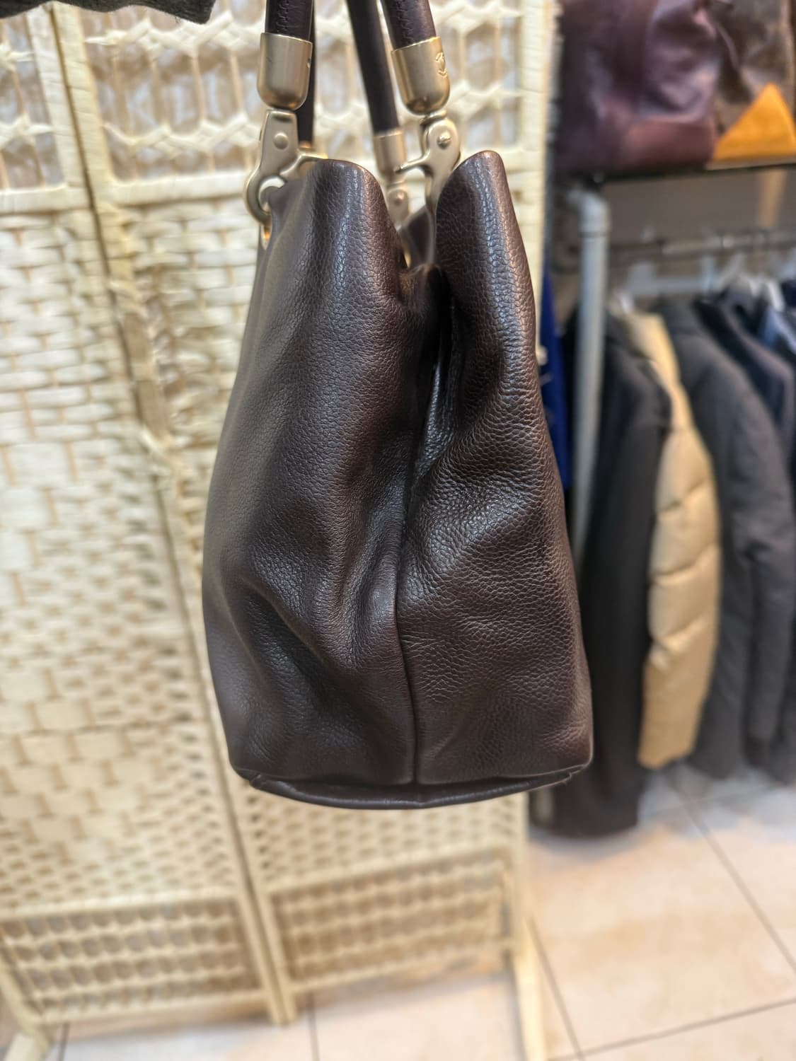 정품 샤넬 캐비어 토트백 팝니다 상품이미지5