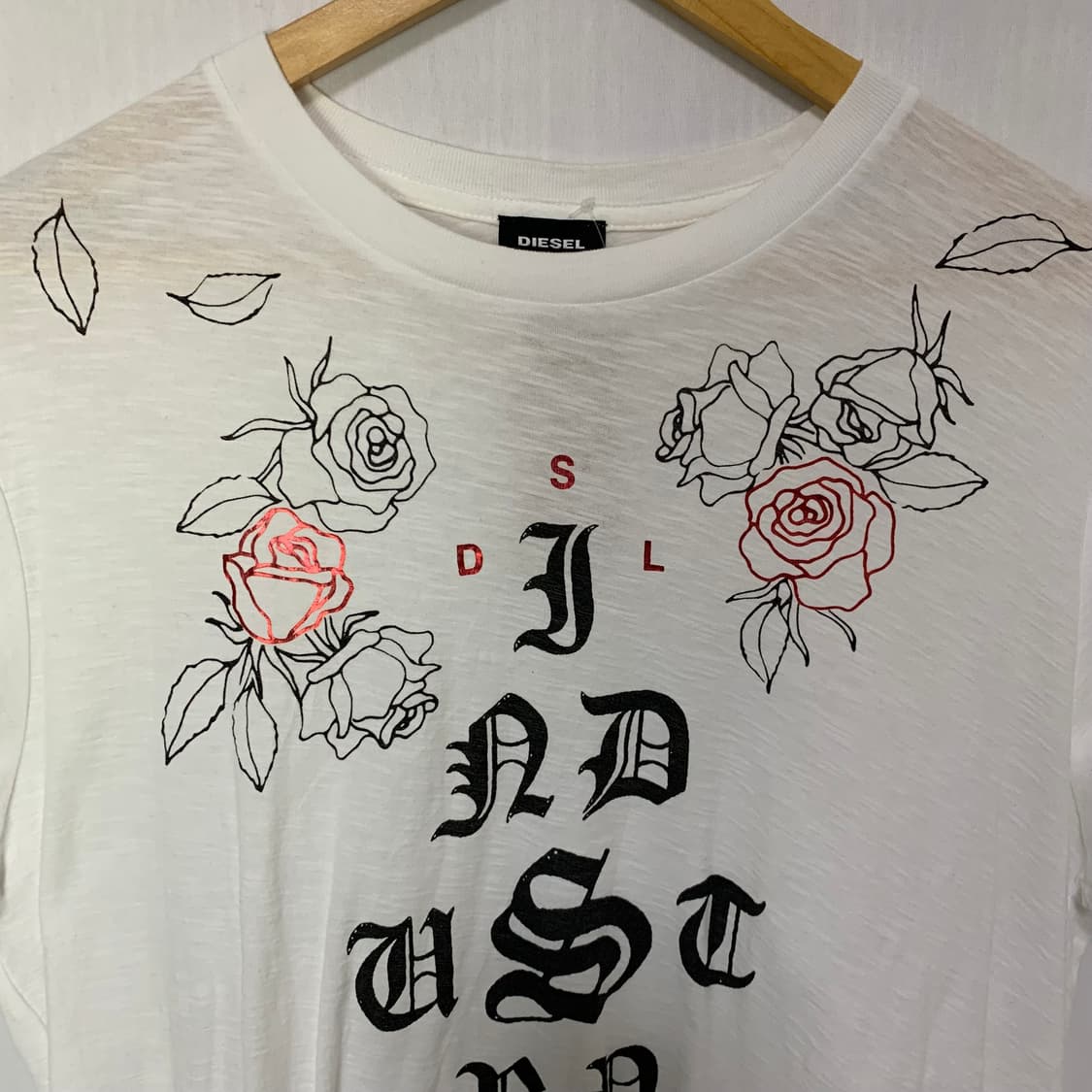 DIESEL 디젤 화이트 플라워 프린팅 반팔 빈티지 티셔츠 상품이미지3