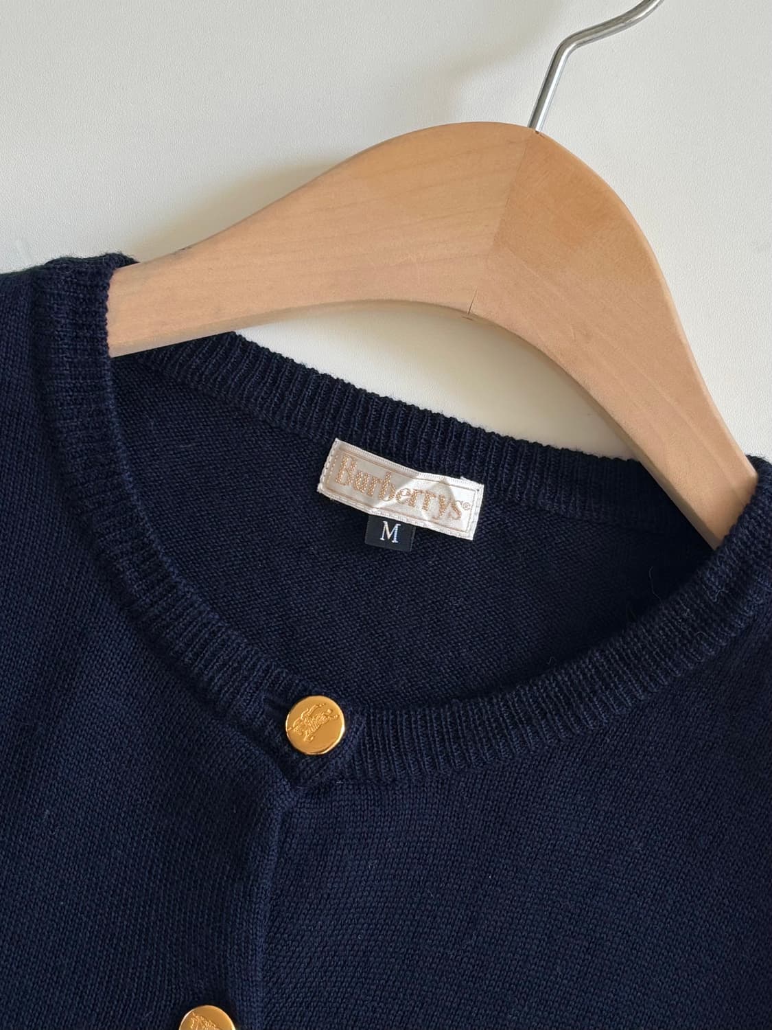 Burberry 버버리 네이비 금장 버튼 가디건  상품이미지8