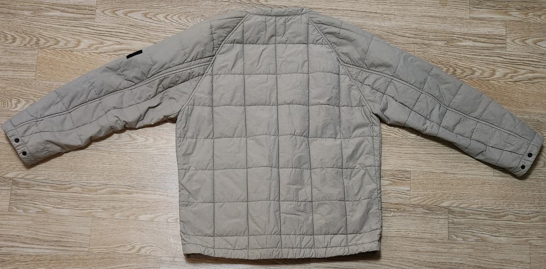 [정품] 스톤아일랜드 프리마로프트 자켓 XL (남여공용) 새상품급 한정판 상품이미지3