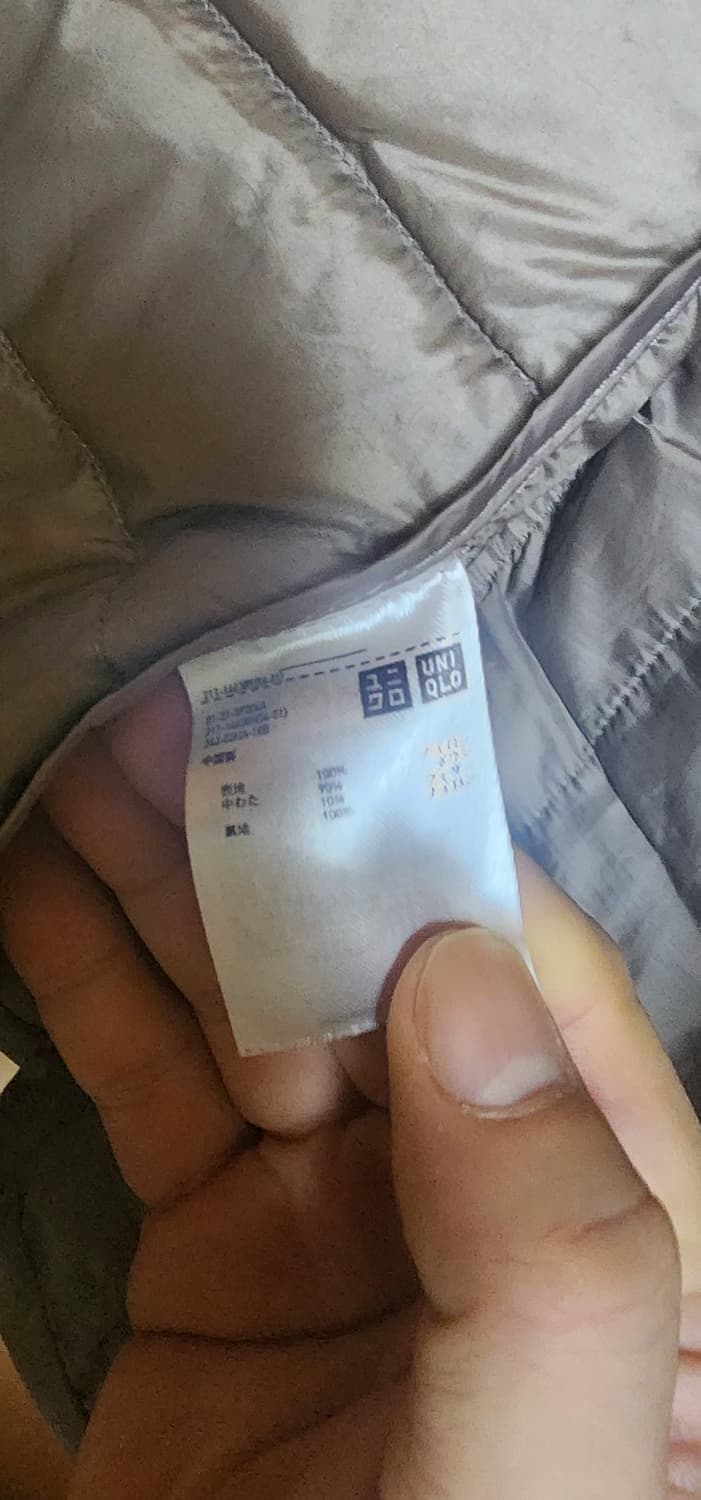 유니클로 여성 덕다운 패딩조끼 L사이즈 상태굿 상품이미지5