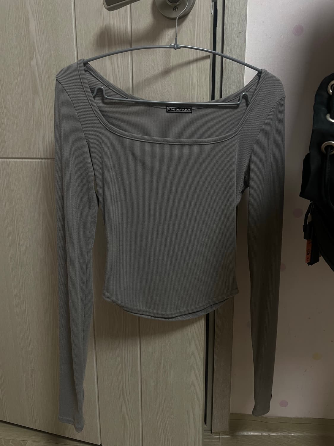 플리즈노팔로우 지인탑 상품이미지2