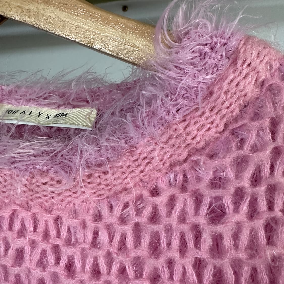 [설명 참고] 1017 알릭스 핑크 크루넥 니트 스웨터 상품이미지5