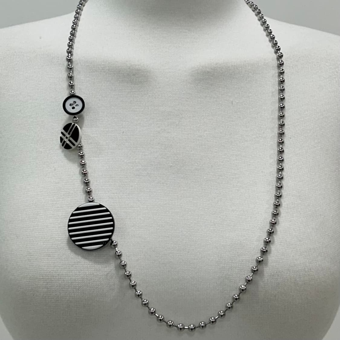 Black button layered necklace 상품이미지7
