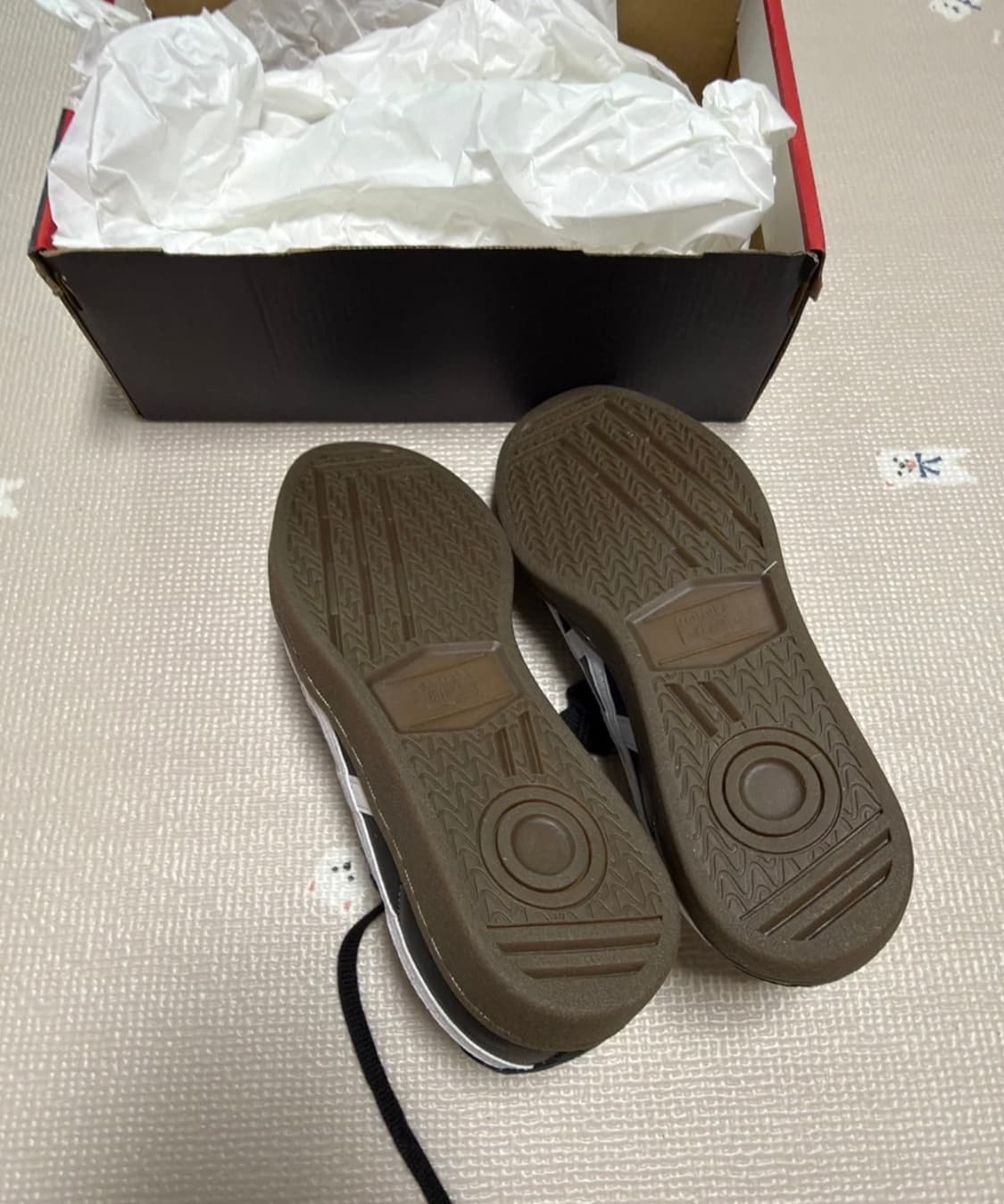 정품 오니츠카타이거 GSM 블랙 225 새상품 202,000➡️80,00 상품이미지6