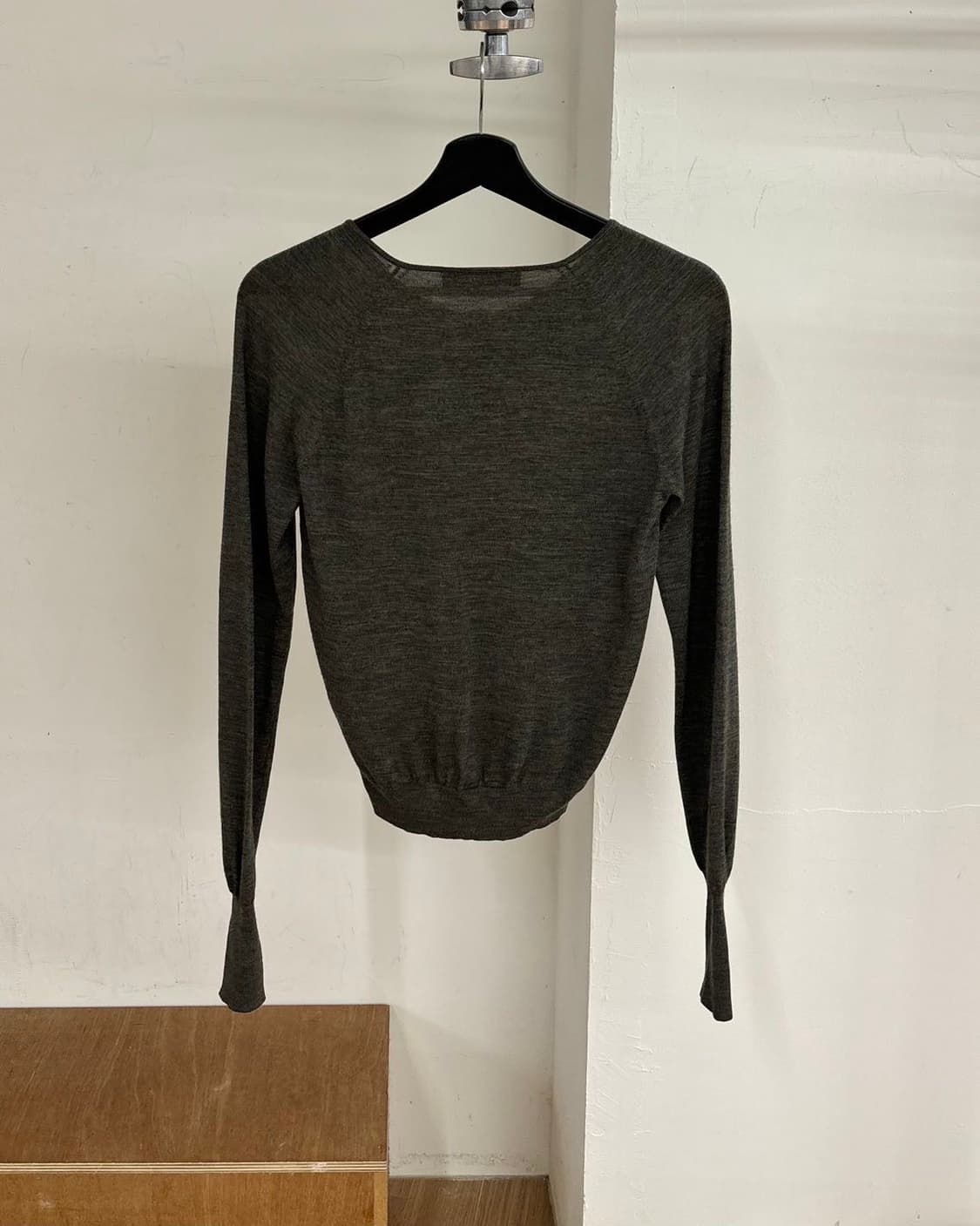 이자벨 마랑 카키 그레이 크루넥 버튼업 울 가디건 상품이미지6