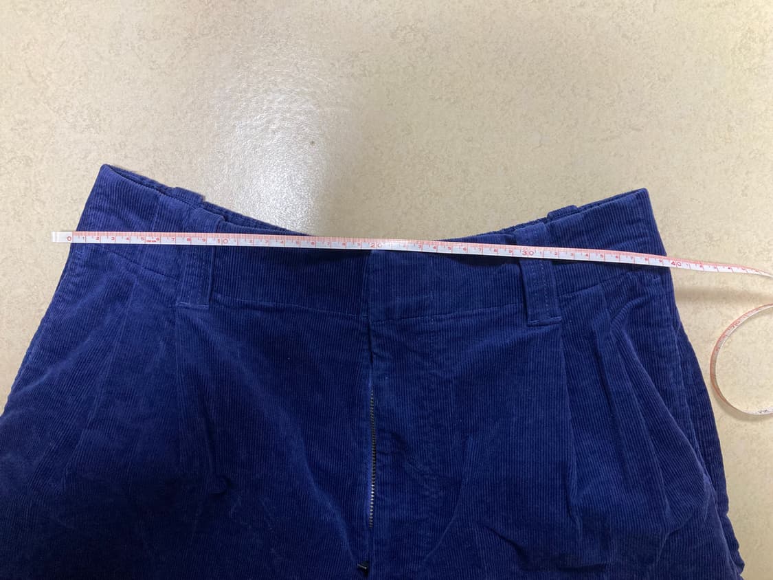 유니 마르니 코듀로이 팬츠 (XL 중고) 입니다. 상품이미지4