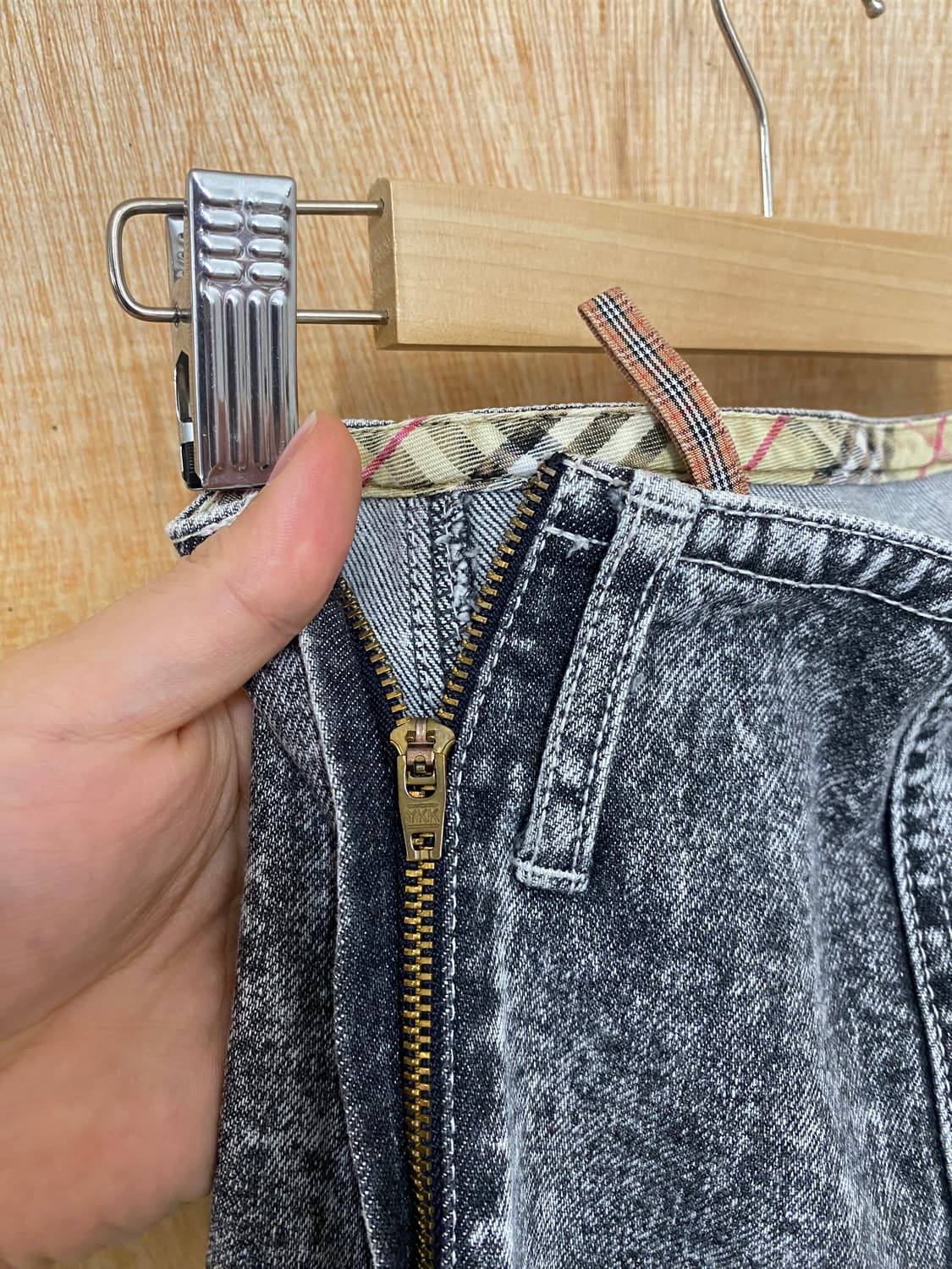 BURBERRY stone washed denim skirt 상품이미지8