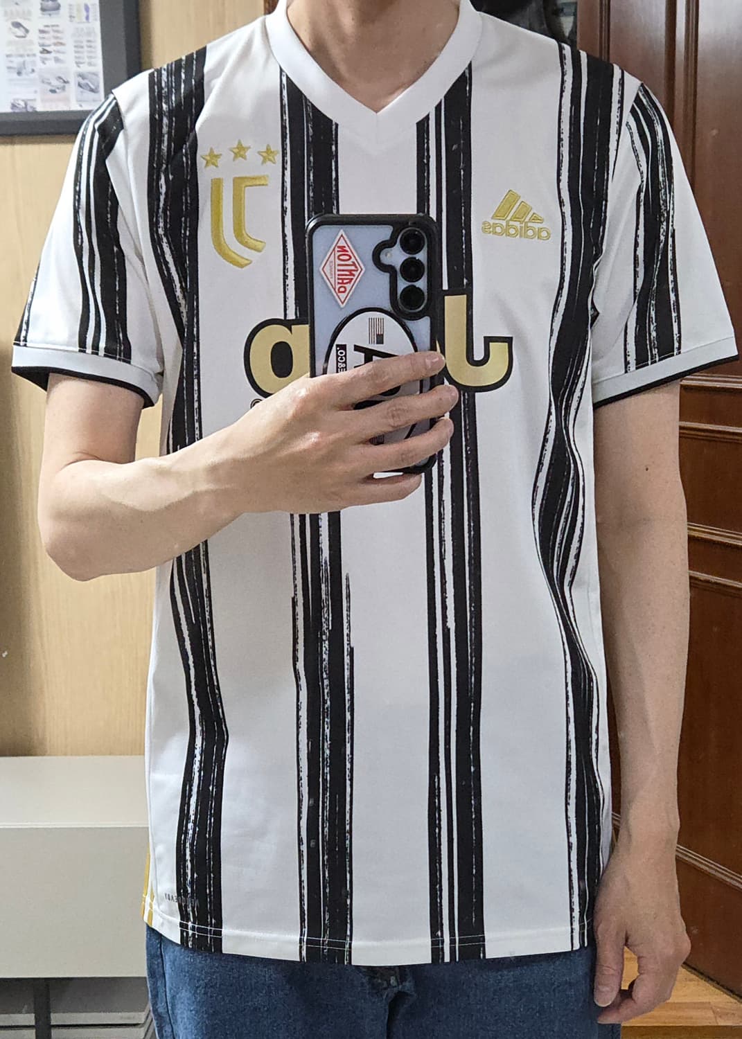 (착샷) 아디다스 유벤투스 유니폼 져지 20-21 시즌 홈 상품이미지9