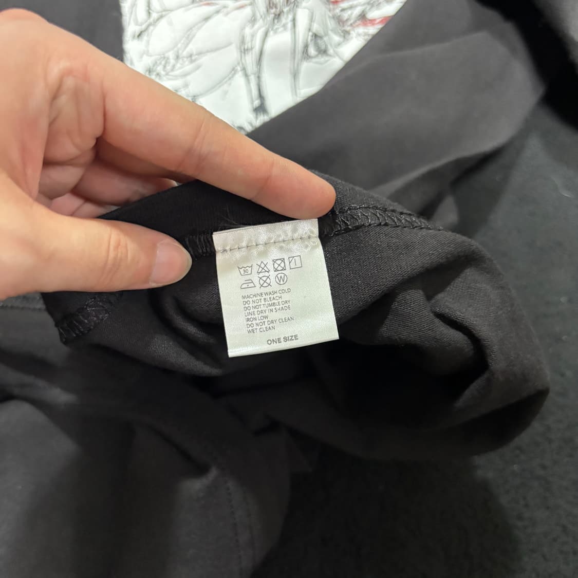 M-L 진격의거인 엘런예거 WIT STUDIOS 블랙 반팔티 상품이미지5