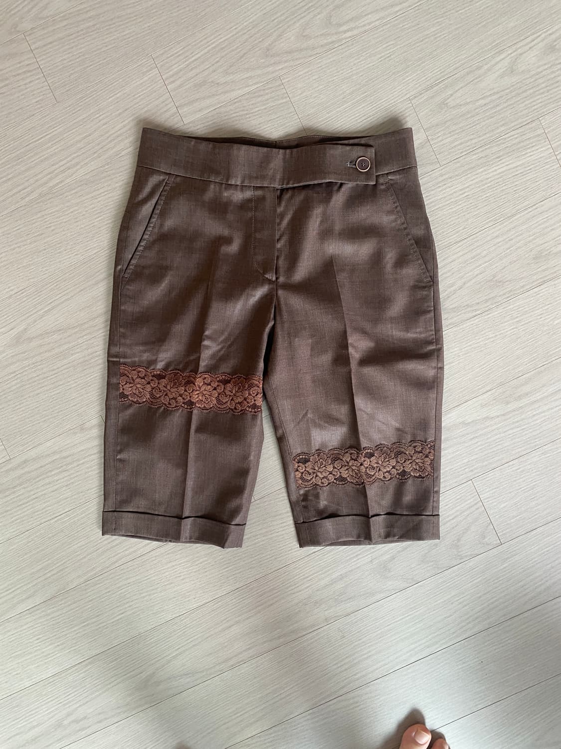 브루넬로 쿠치넬리 레이스 반바지 상품이미지1