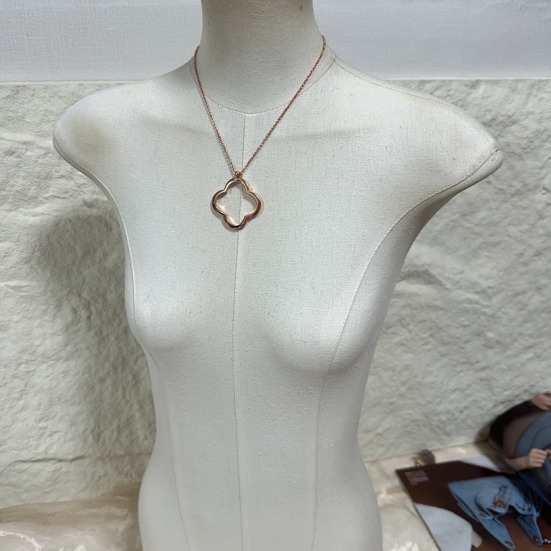 빈티지 로즈골드톤 클로버 목걸이 상품이미지1