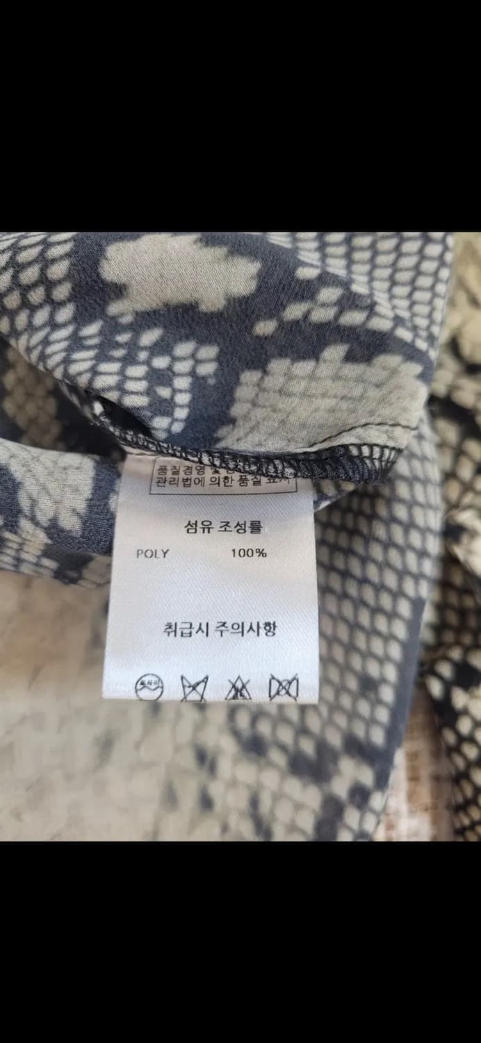 부루하하 brouhaha 뱀피 패턴 시스루 셔츠 상품이미지7