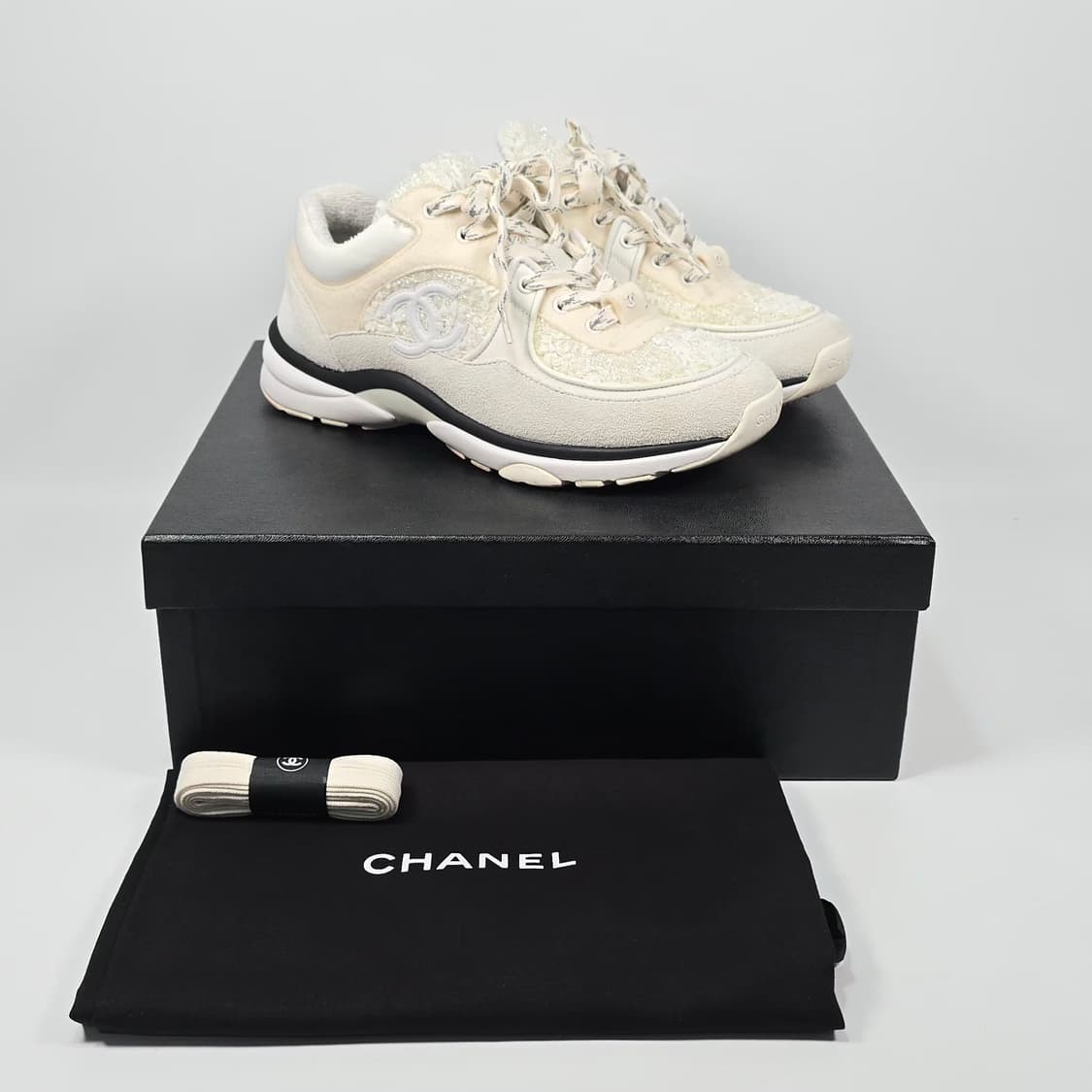 샤넬 CC로고 트위드 스니커즈 ( 235 ) 상품이미지1