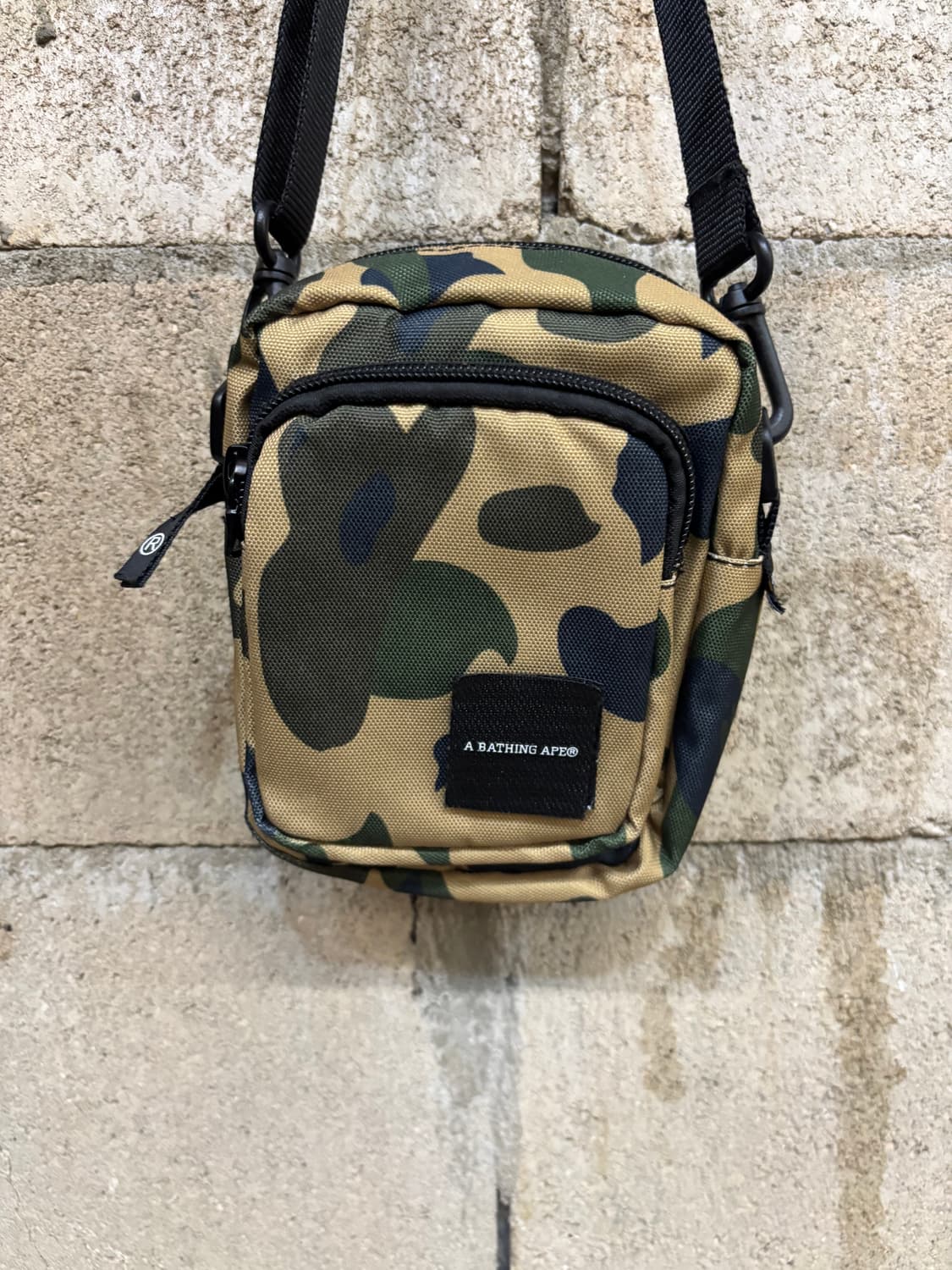 배이프 카모 미니 숄더백 상품이미지1