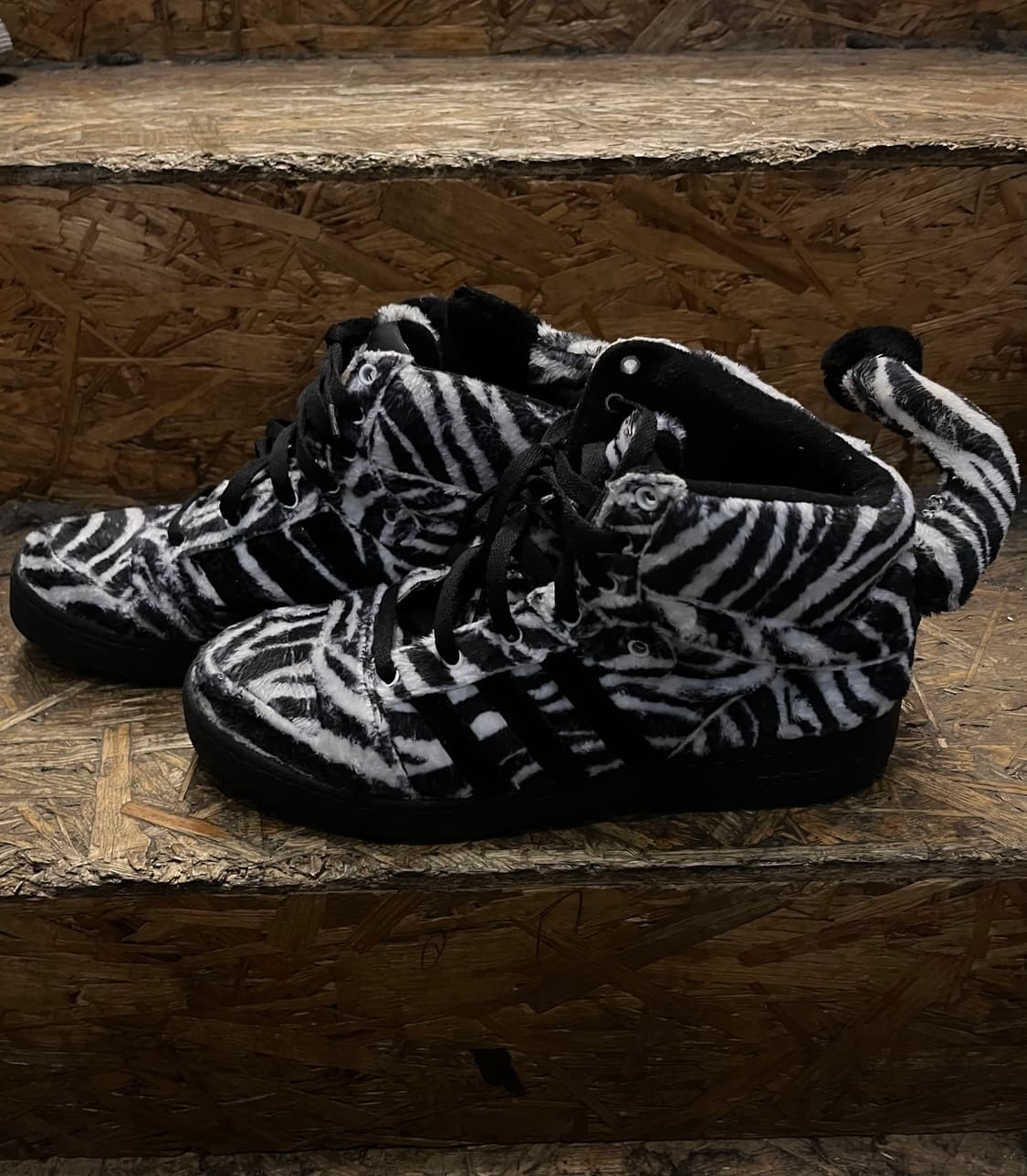 🦓 아디다스 x 제레미 스캇 JS ZEBRA 하이탑 265  상품이미지1