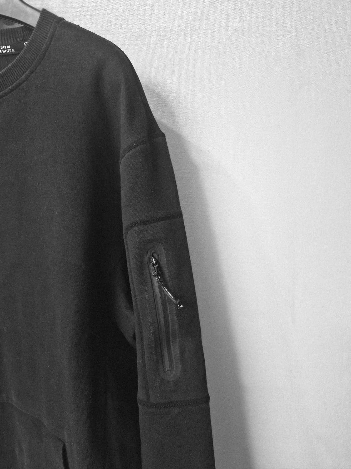 [뉴에라 정품] 카모플라쥬 기능성 맨투맨 (포켓/자수 디테일) 상품이미지3