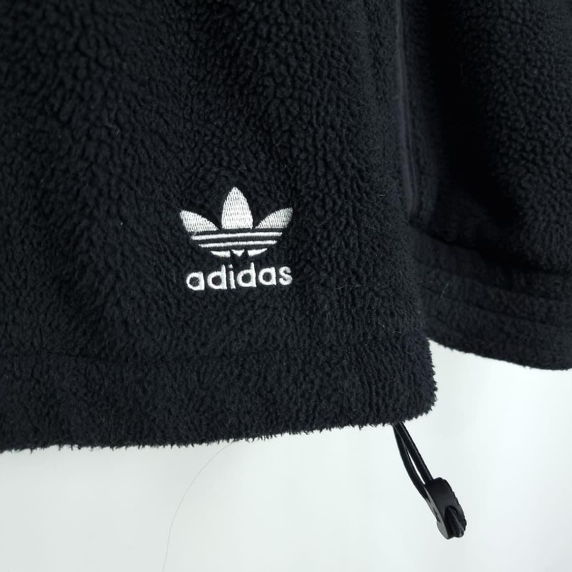 [아디다스] 불꽃 로고 쉐르파 오버핏 뽀글이 집업 자켓 블랙 M18284 상품이미지7