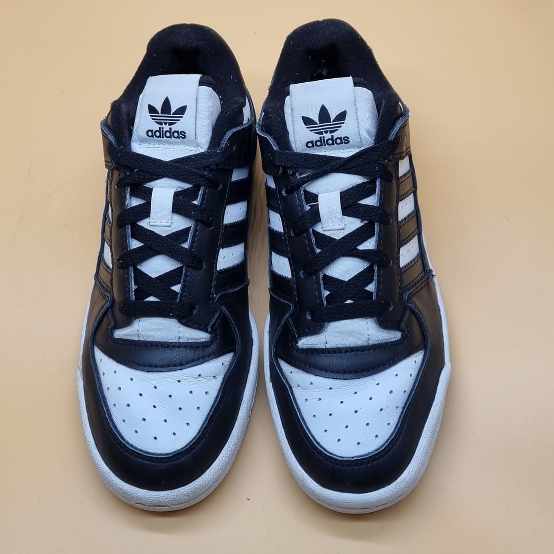 아디다스 포럼 로우 범고래 여성운동화240. 상품이미지2